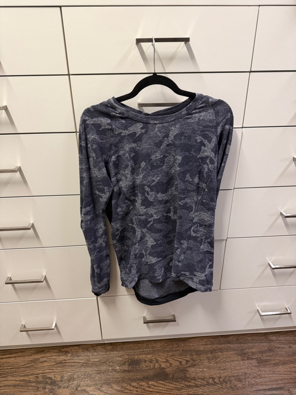 lululemon athletica Gray Camo Long Sleeve Top